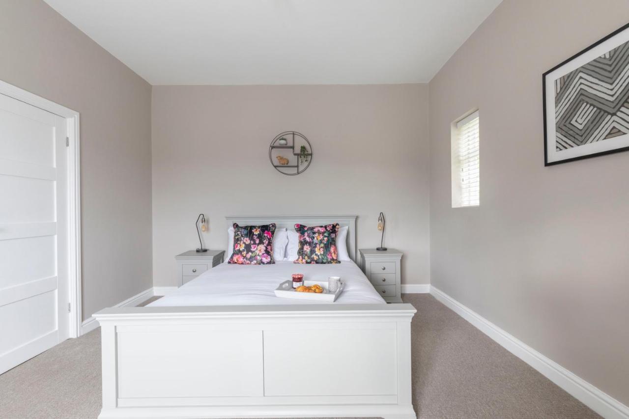 Vaughan Lodge Elegant 2-Bed Duplex With Views Near Malvern Hills Малверн-Уэллс Экстерьер фото